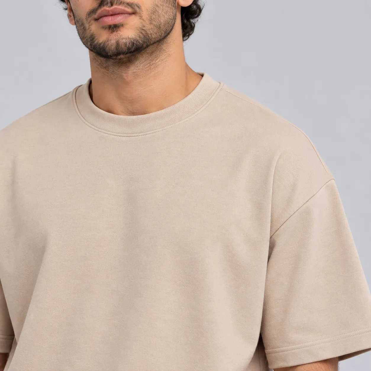 طقم رجالي كاجوال تيشيرت Oversized وشورت - الصورة 3